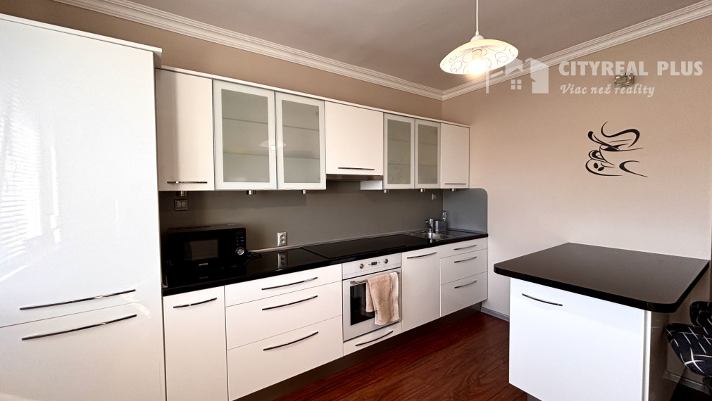 Ponúkame Vám na prenájom kompletne prerobený, zariadený 1 izbový byt v meste Nové Zámky