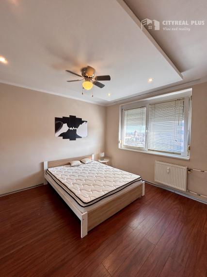 Ponúkame Vám na prenájom kompletne prerobený, zariadený 1 izbový byt v meste Nové Zámky