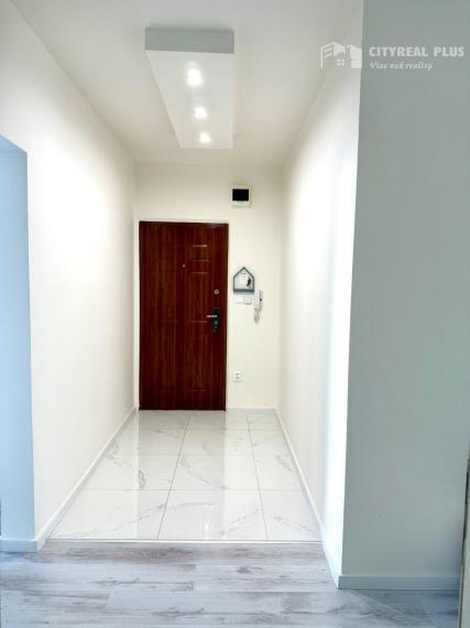 NOVINKA Predám 3 izbový byt s lodžiou S.H. Vajanského