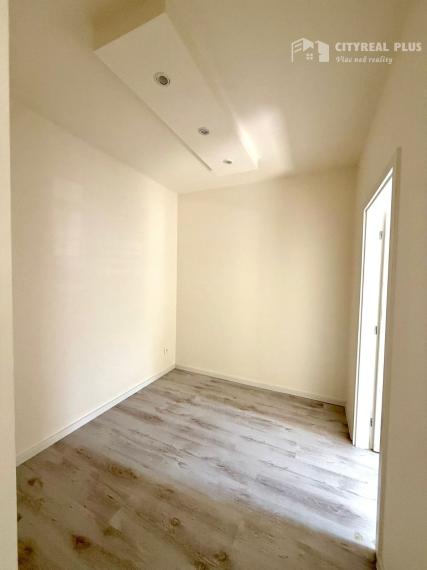 NOVINKA Predám 3 izbový byt s lodžiou S.H. Vajanského