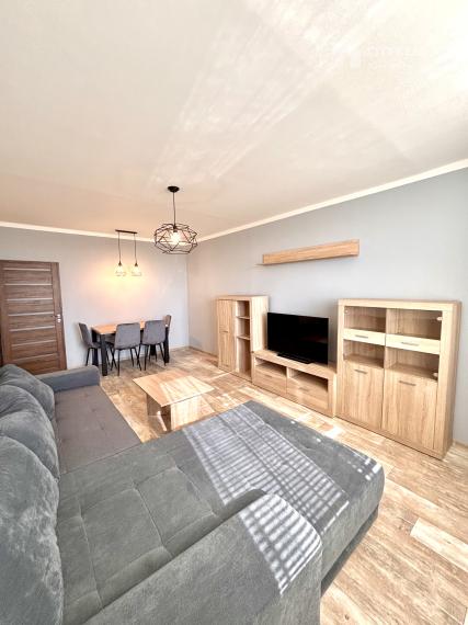 Ponúkame Vám na prenájom kompletne prerobený 2 izbový byt v Nových Zámkoch