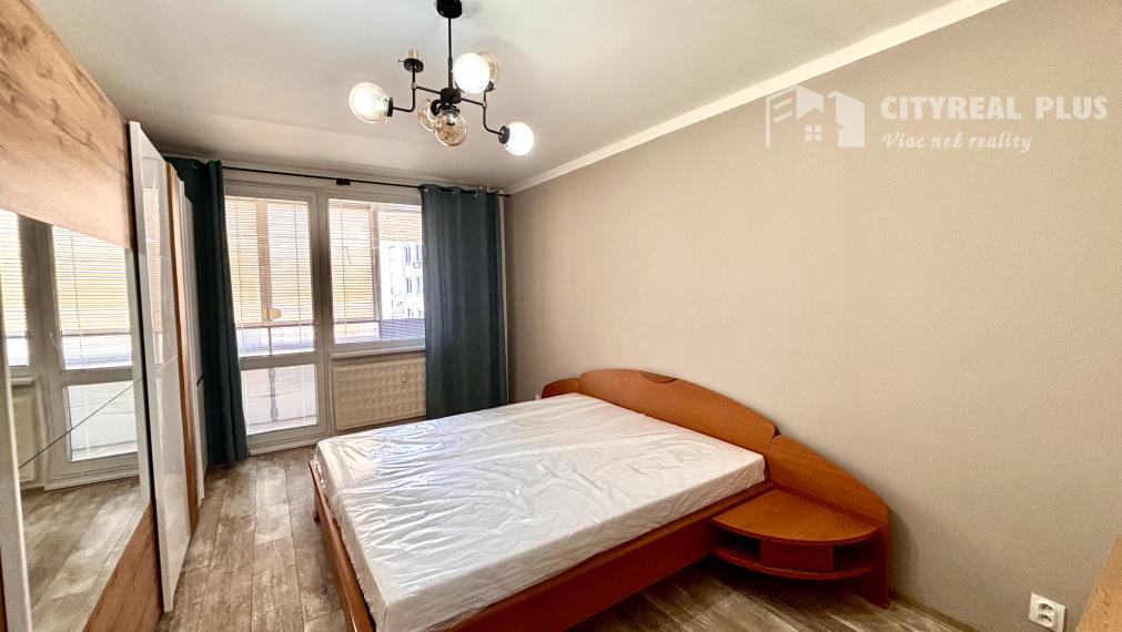 Ponúkame Vám na prenájom kompletne prerobený 2 izbový byt v Nových Zámkoch