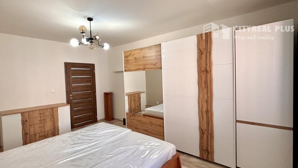 Ponúkame Vám na prenájom kompletne prerobený 2 izbový byt v Nových Zámkoch