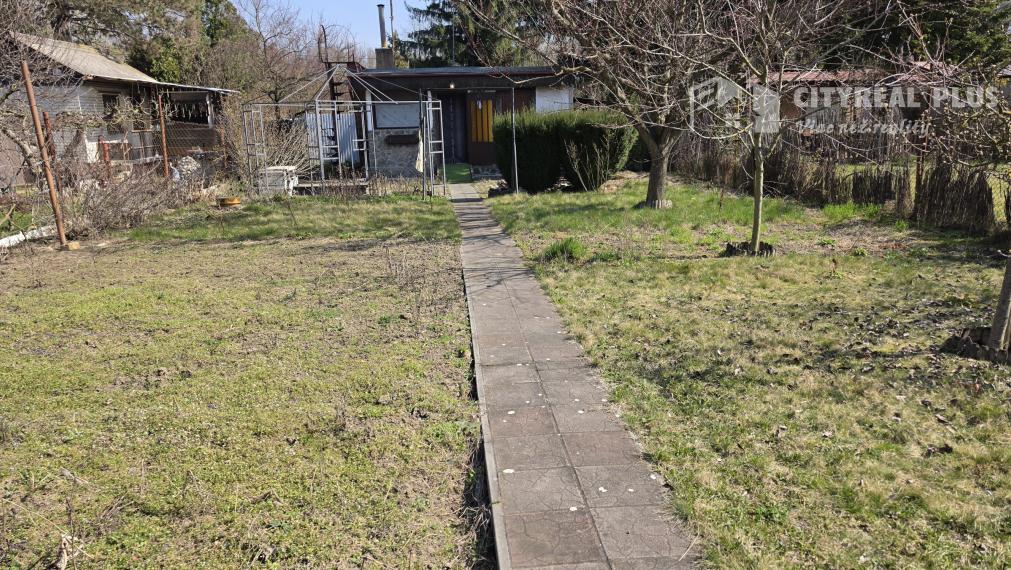 Predám chatu s kúpeľňou na Zúgove Nové Zámky