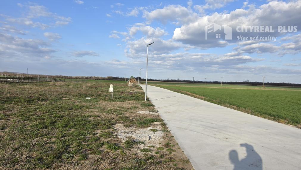 Na predaj 4 izbová moderná novostavba len 15 km od Komárna