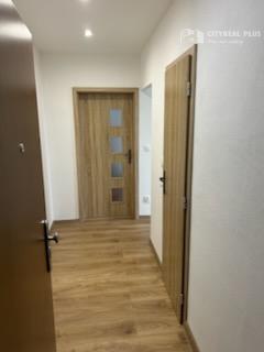Predám 1-Izbový byt po čerstvej a kompletnej prerábky 40m² Nové Zámky