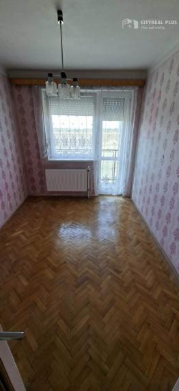 Predám poschodový Rodinný dom v obci Tvrdošovce