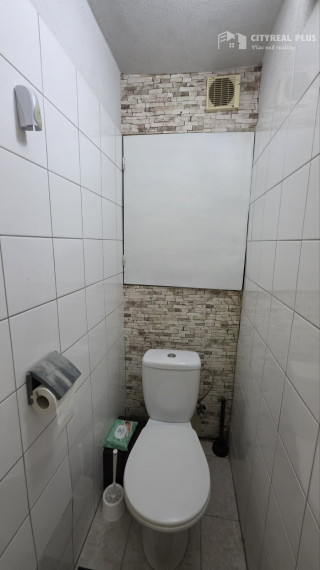 Predám veľkú garsónku na Nábrežnej Nové Zámky