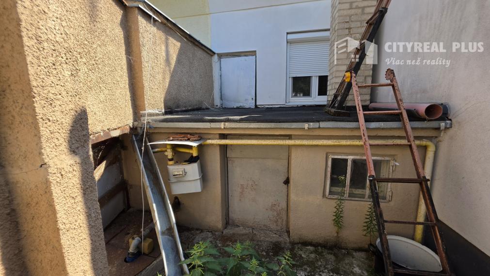Predám Rodinný dom na Milionárskej štvrti Nové Zámky