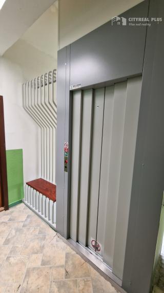 Prenajmem kompletne na novo prerobený 1 izbový byt Nábrežná Nové Zámky