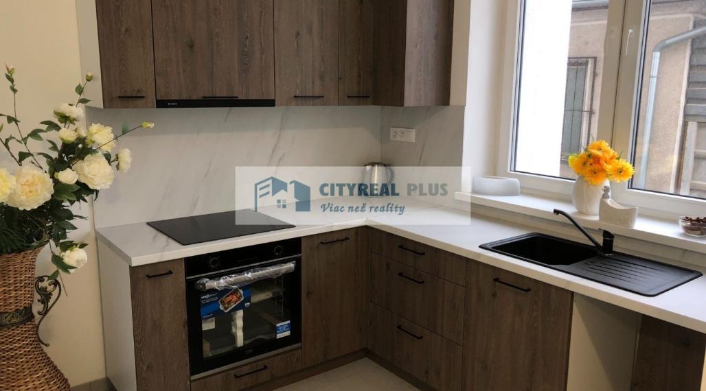 Predám prerobený 1-izbový byt Dvory nad Žitavou