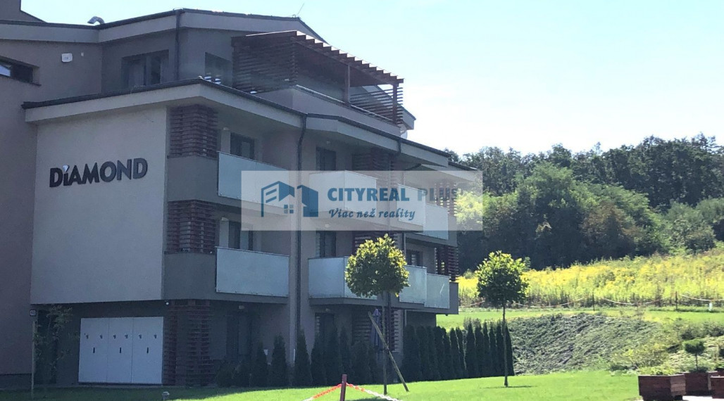 Predám krásny 2-izbový apartmán v novostavbe Podhájska