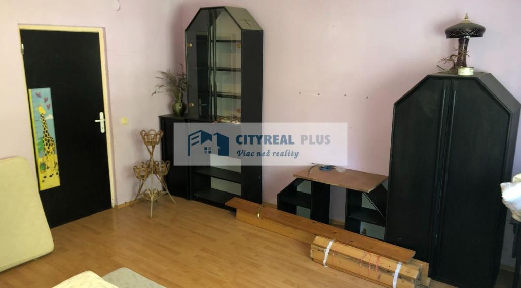 Na predaj dvojgeneračný rodinný dom v obci Andovce