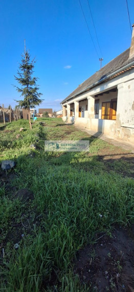 ZNÍŽENÁ CENA! Ponúkame na predaj 100 ročný sedliacky dom v Tvrdošovciach