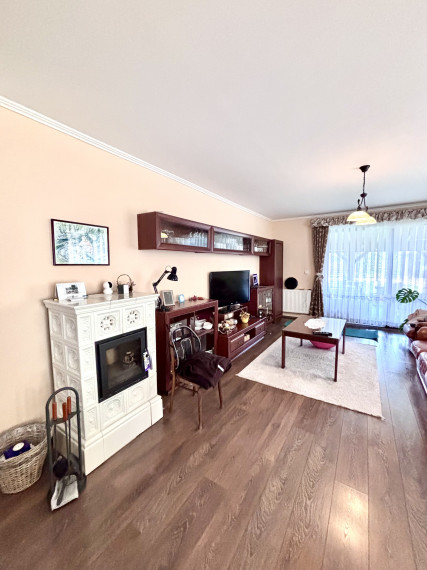 Ponúkame Vám na predaj 5 izbový rodinný dom v obci Bajč