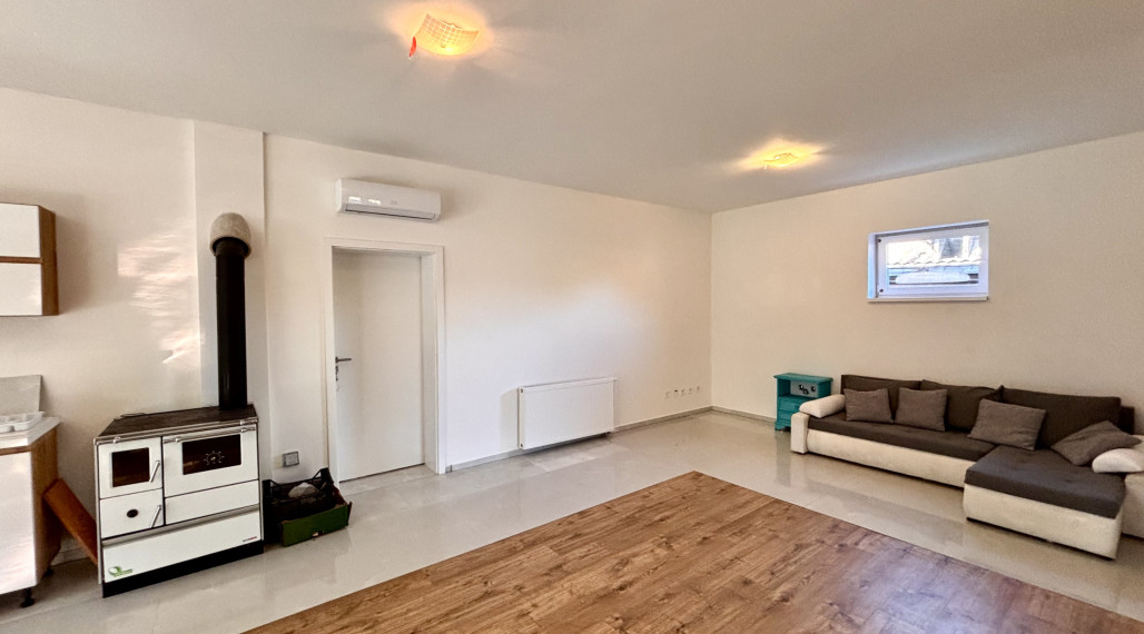 Ponúkame Vám na predaj v novostavbe 3 izbový rodinný dom v meste Nesvady