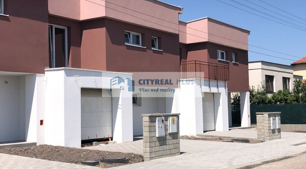 Na prenájom 4-izbová novostavba s garážou Šurany