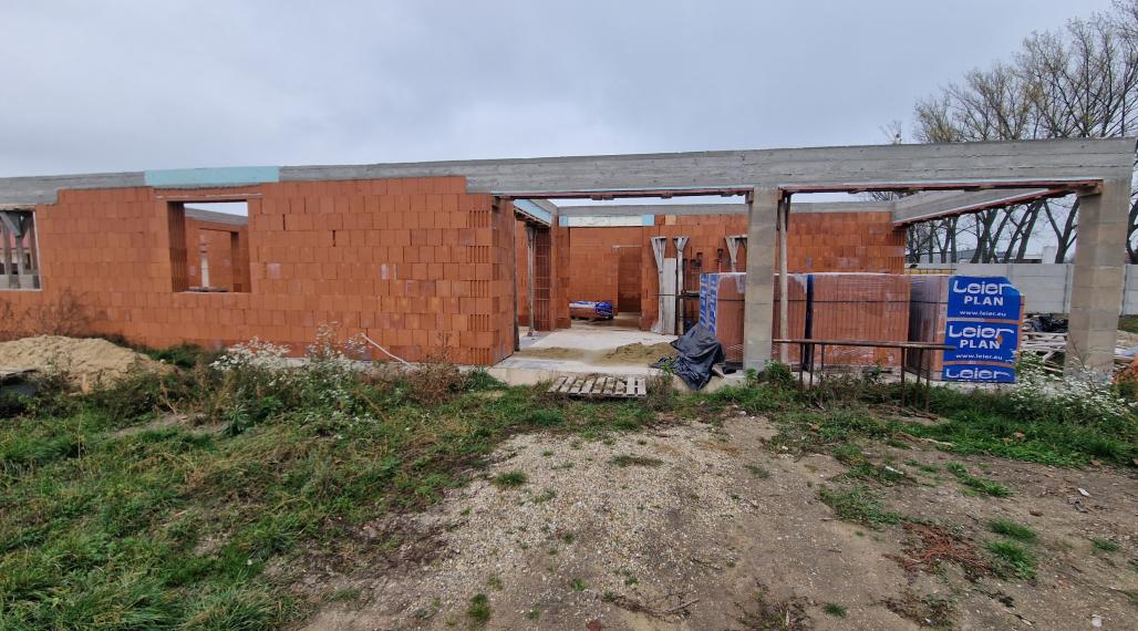 NA predaj 4 izbová NOVOSTAVBA s dvojgarážou HURBANOVO