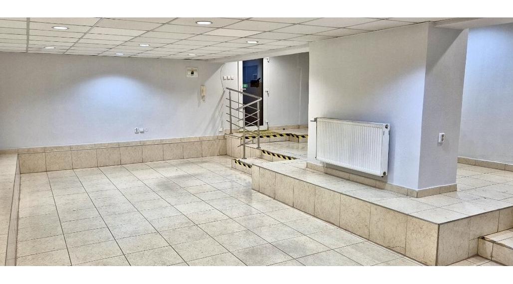 Ponúkame Vám na prenájom obchodný priestor v Nových Zámkoch