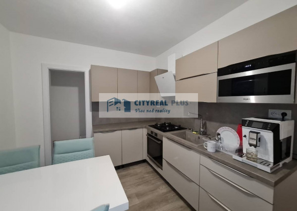 Kúpim  3 izbový byt v meste Šurany.