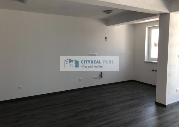 Na predaj 4-izbová novostavba s garážou Šurany