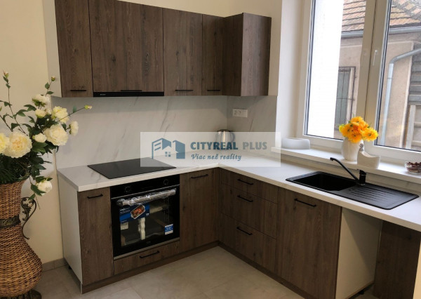 Predám prerobený 1-izbový byt Dvory nad Žitavou