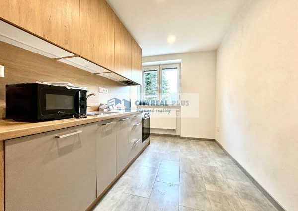 Ponúkame Vám na prenájom  prerobený 3 izbový byt v Nových Zámkoch!!!