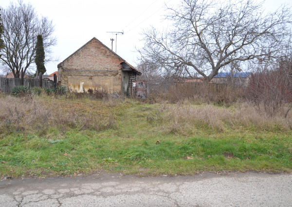 Na predaj krásny stavebný pozemok v obci Úľany nad Žitavou