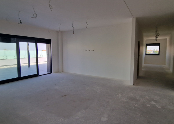 Ponúkam NA PREDAJ 4 izbový PENTHOUSE v meste Nové Zámky