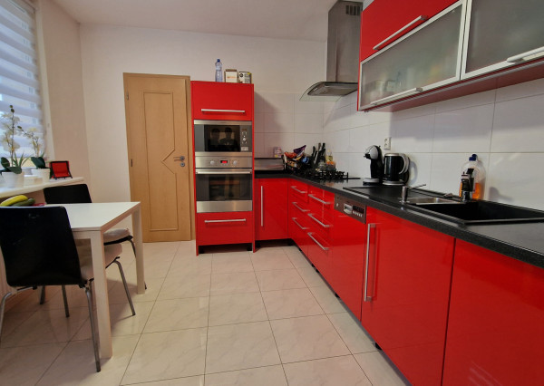 Ponúkam NA PREDAJ  3 izbový byt 82m2 Nové Zámky