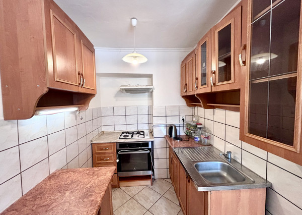 Ponúkame Vám na prenájom veľký 2 izbový byt v Nových Zámkoch!