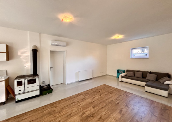 Ponúkame Vám na predaj v novostavbe 3 izbový rodinný dom v meste Nesvady