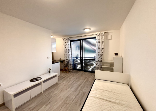 Ponúkame Vám na prenájom v novostavbe zariadenú garsónku v meste Nové Zámky