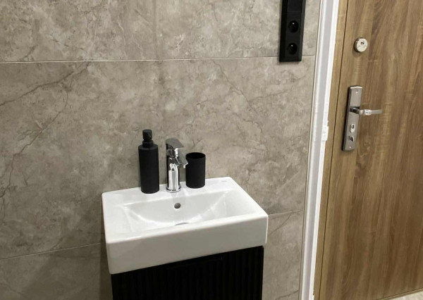 Prenájom luxusný 1-izbový byt balkón Podzámska Nové Zámky