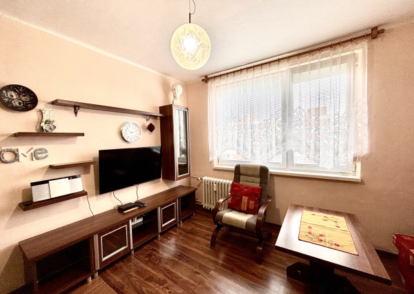 Ponúkame Vám na prenájom zariadený 1 izbový byt v meste Nové Zámky