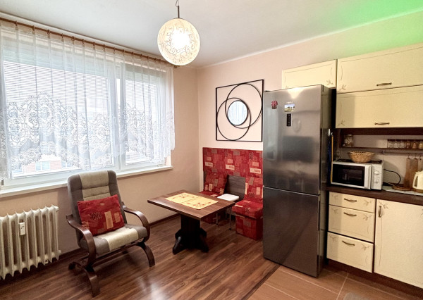 Ponúkame Vám na prenájom zariadený 1 izbový byt v meste Nové Zámky