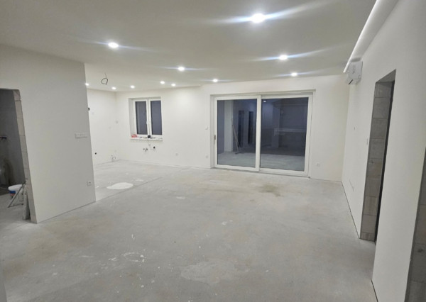 Na predaj 4 izbová moderná novostavba 15 km od Komárna obec VIRT