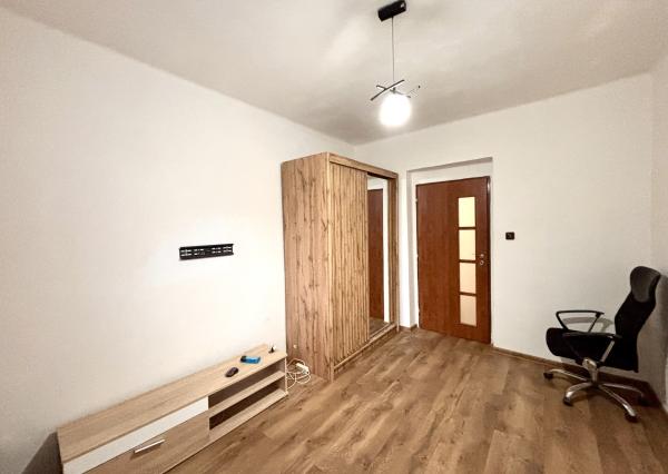 Ponúkame Vám na prenájom 3 izbový byt v Nových Zámkoch