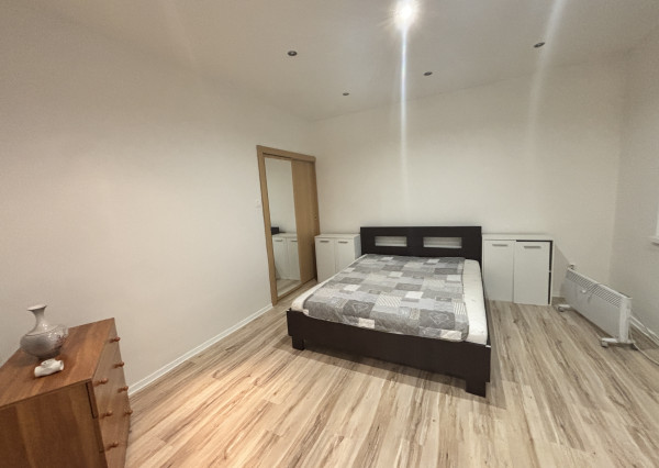 Ponúkame Vám na predaj  prerobený 1-izbový byt v meste Štúrovo