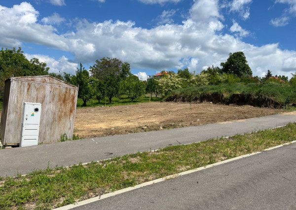 Na predaj stavebný pozemok v meste Nitra- Janíkovce