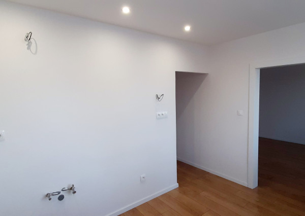 Predám čerstvo prerobený 2 izbový byt Letomostie Nové Zámky