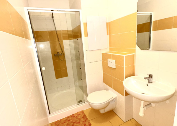 PREDÁM APARTMÁN S BALKÓNOM PODHÁJSKA