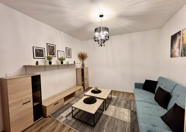 Ponúkame Vám na prenájom prerobený, zariadený 1 izbový byt s balkónom v meste Nové Zámky