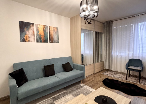 Ponúkame Vám na prenájom prerobený, zariadený 1 izbový byt s balkónom v meste Nové Zámky