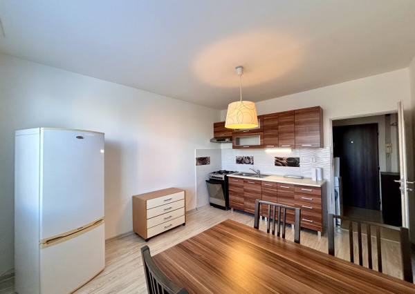 Ponúkame Vám na prenájom 1 izbový byt v  meste Nové Zámky