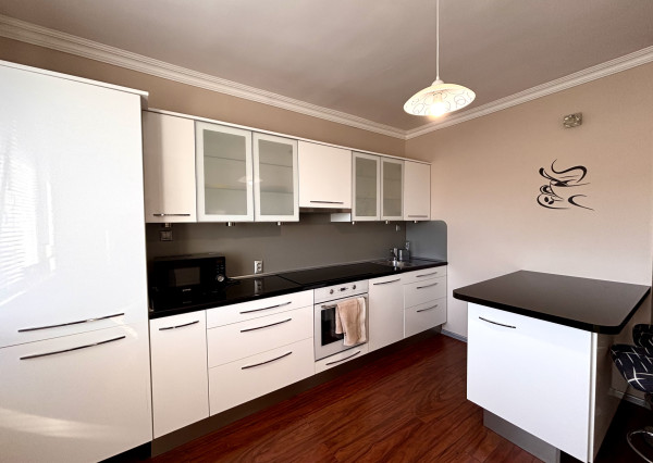 Ponúkame Vám na prenájom kompletne prerobený, zariadený 1 izbový byt v meste Nové Zámky