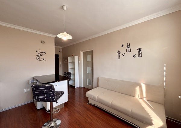 Ponúkame Vám na prenájom kompletne prerobený, zariadený 1 izbový byt v meste Nové Zámky