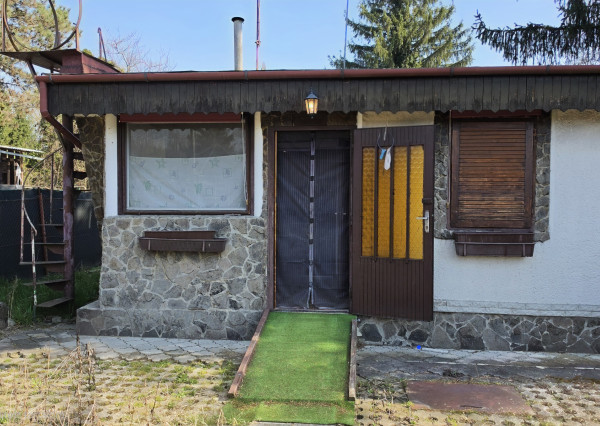 Predám chatu s kúpeľňou na Zúgove Nové Zámky