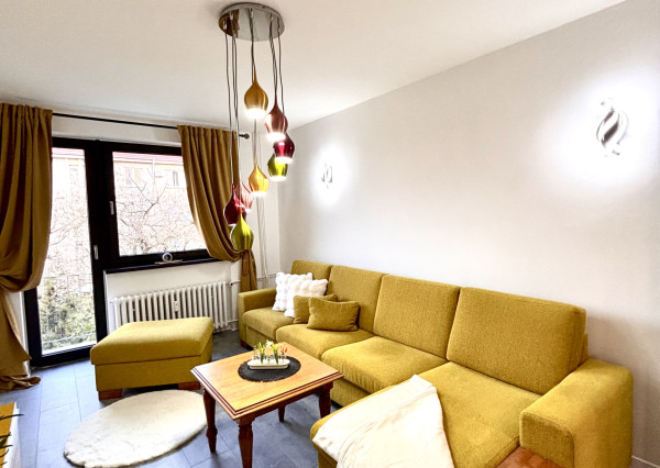 Znížená cena! Ponúkame Vám na prenájom kompletne prerobený, krásny 3 izbový byt v centre mesta Nové Zámky