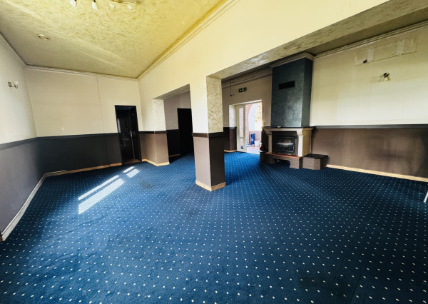 Ponúkame na prenájom obchodné priestory nachádzajúce sa v širšom centre mesta Nové Zámky na ulici Žerotínová bašta